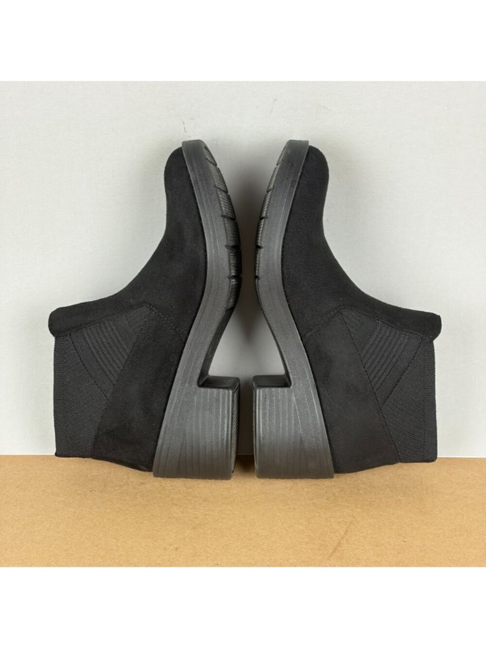 Lifestride Bzees Outlook Knit Ankle Boots Womens 6 Black Faux Suede Pull On - Picture 5 of 10